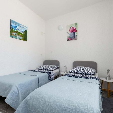 Dvi Ulike Apartment Labinci Bagian luar foto