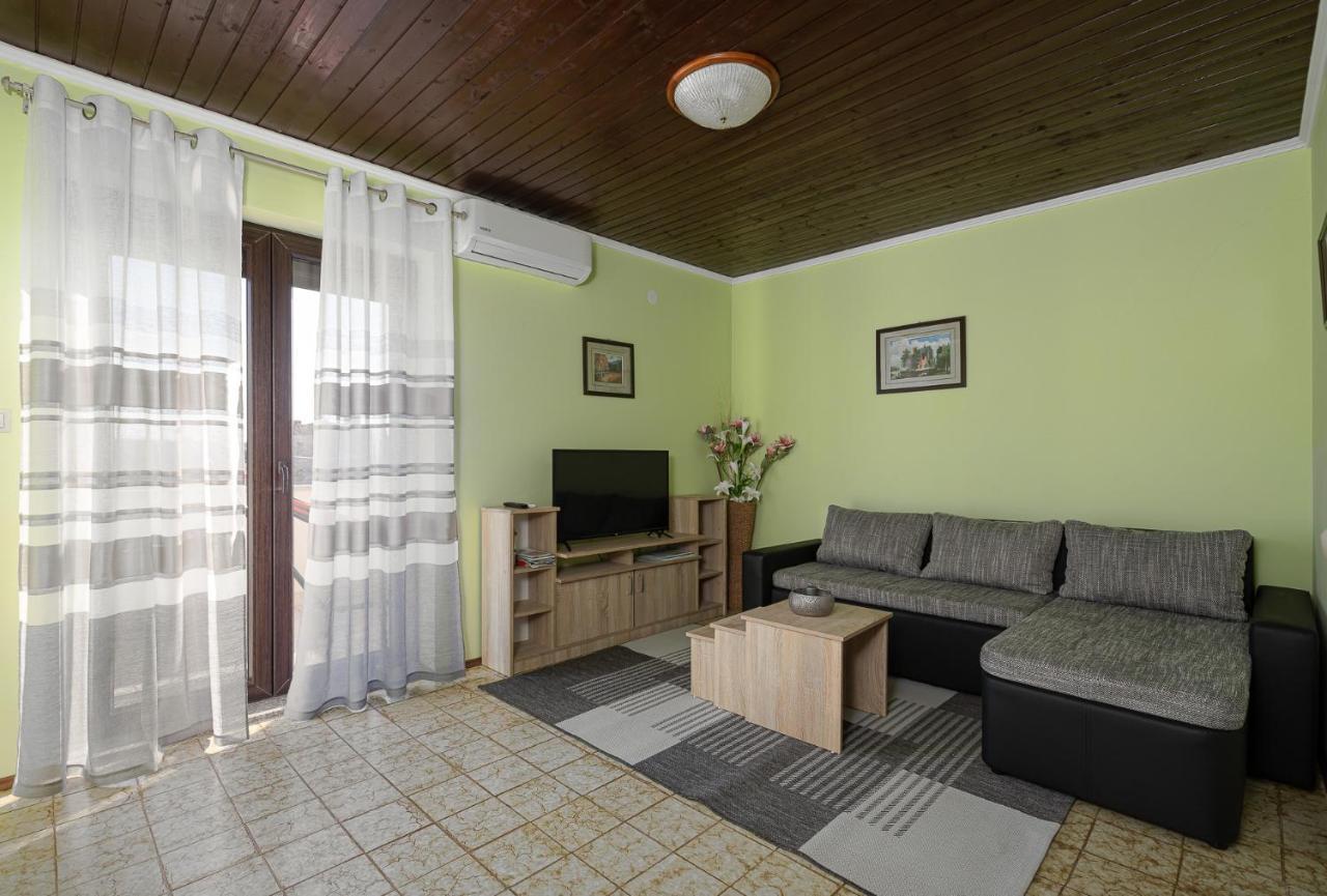 Dvi Ulike Apartment Labinci Bagian luar foto