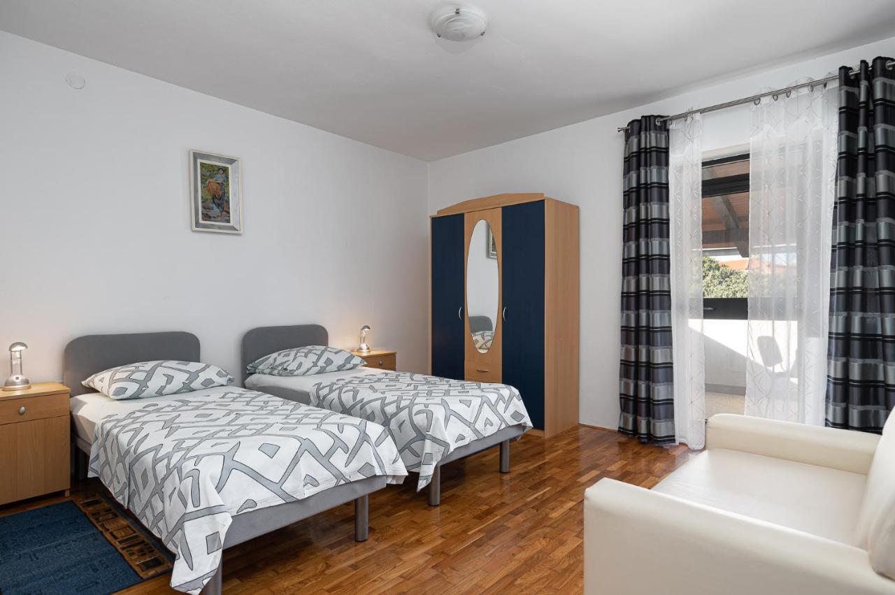 Dvi Ulike Apartment Labinci Bagian luar foto