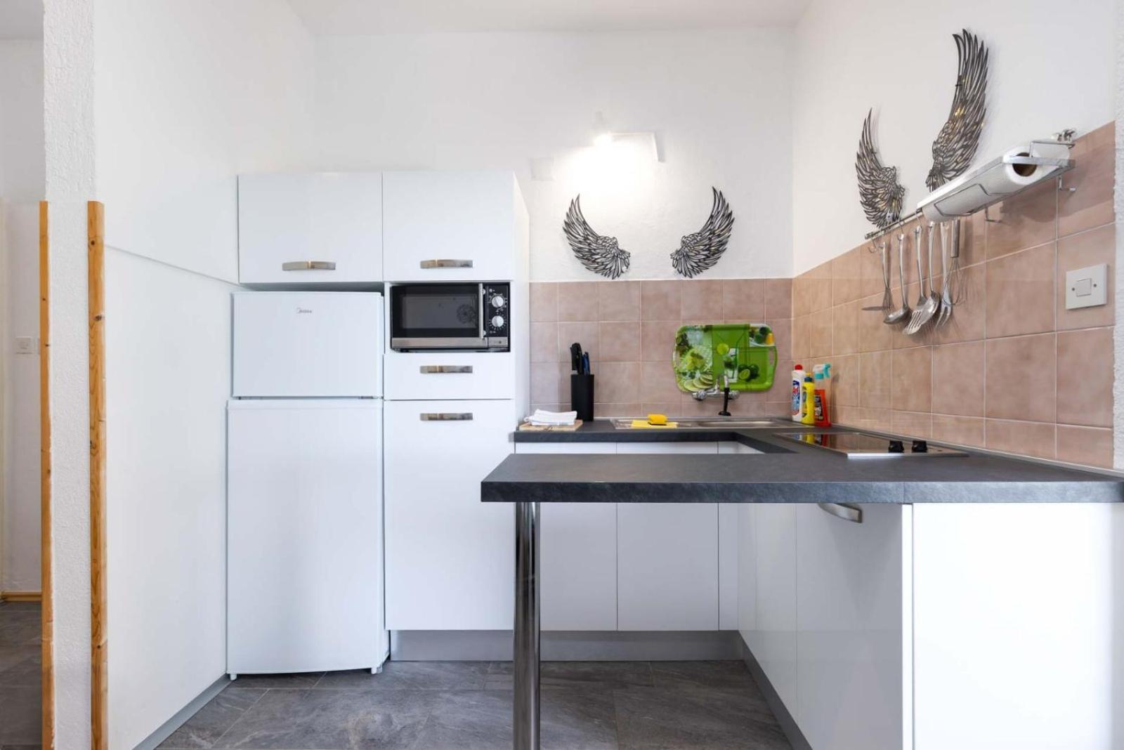 Dvi Ulike Apartment Labinci Bagian luar foto