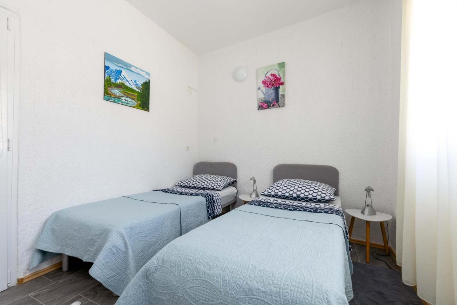 Dvi Ulike Apartment Labinci Bagian luar foto