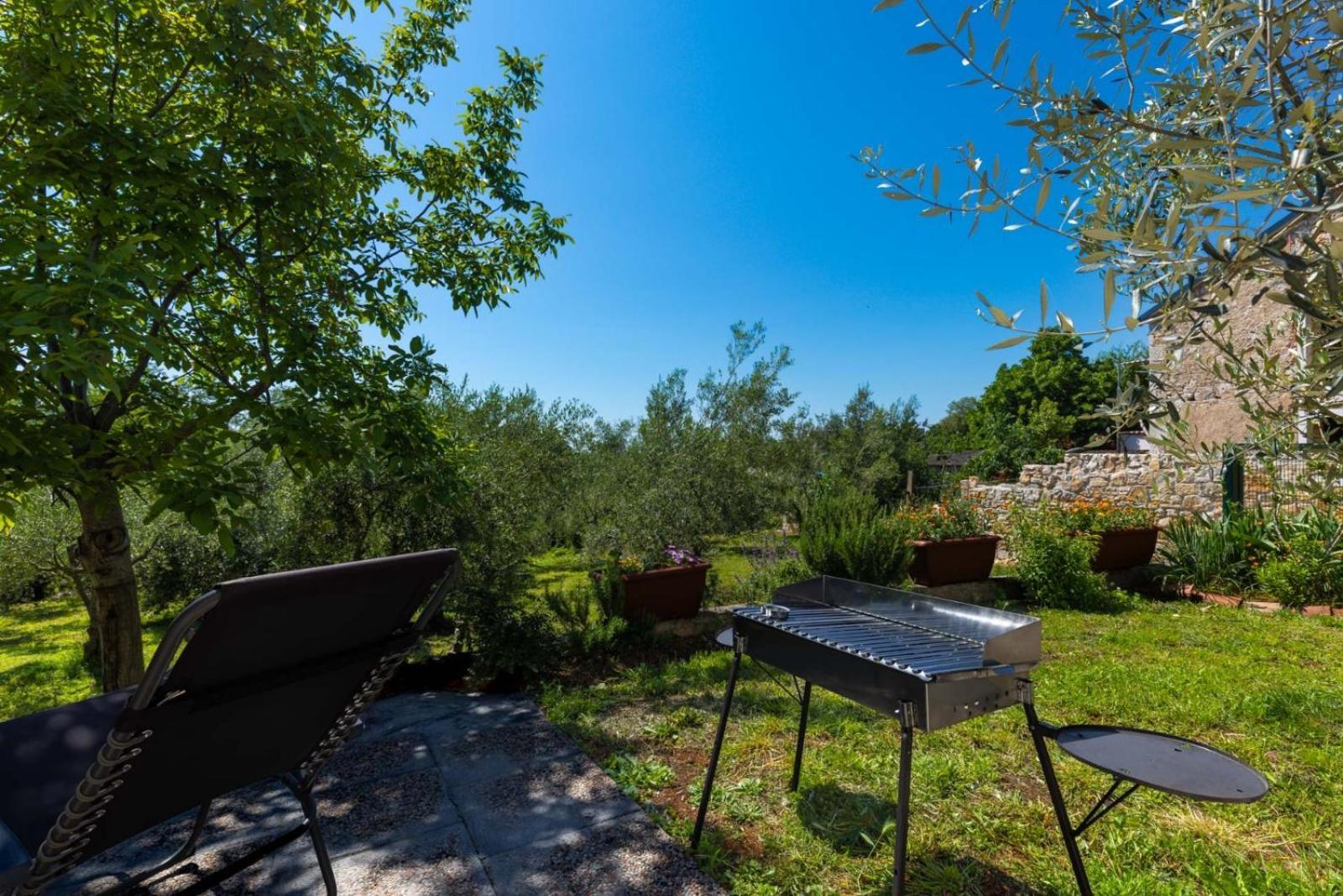 Dvi Ulike Apartment Labinci Bagian luar foto